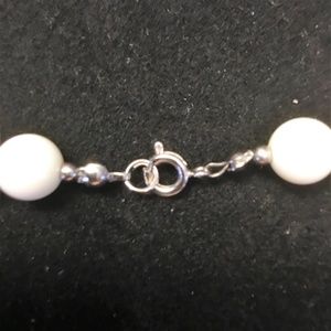 Jewelry - 16 Inch White & Gray Bead Fashion Necklace Jewelry - 16 Inch White & Gray Bead Fashion Necklace